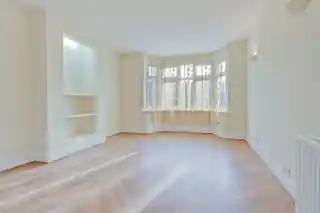 73 Horsenden Lane North, photo 2