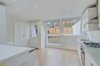 73 Horsenden Lane North, photo 4