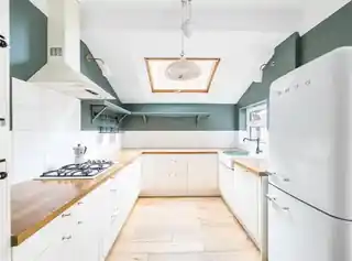73 Larch Road, photo 4