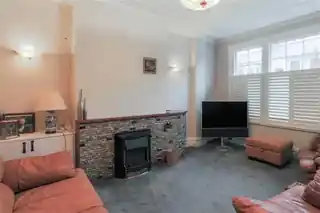 73 Ollerton Road, photo 3