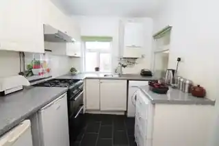 73 Sheldon Road, photo 2