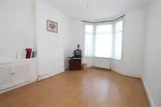 73 Sheldon Road, photo 3