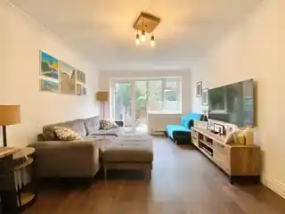 73 Vernon Crescent, photo 3