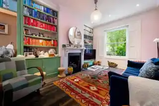 74 Axminster Road, photo 3