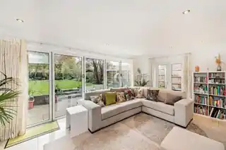 74 Batchworth Lane, photo 3