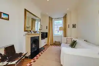 74 Danby Street, photo 2