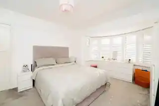 75 Daryngton Drive, photo 4