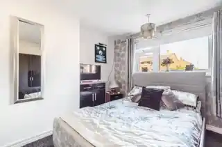75 Ellenborough Road, photo 4