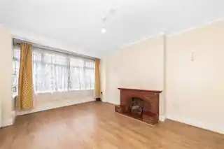 75 Mayfield Road, photo 2