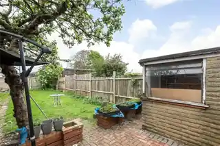 75 Mayfield Road, photo 4
