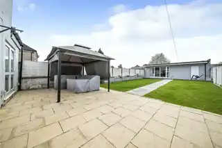 75 North Road, photo 3