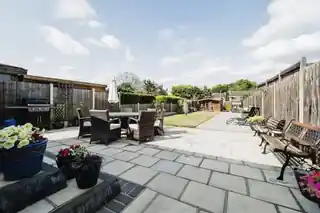 75 Parsonage Road, photo 2