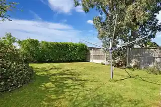 75 Wensleydale Avenue, photo 2