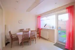 75 Windmill Lane, photo 4