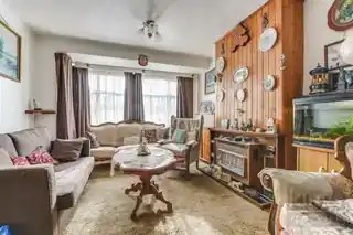 76 Albany Park Avenue, photo 4
