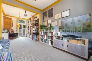 76 Glenwood Road, photo 3