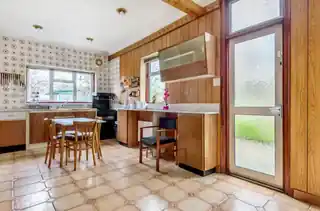 76 Hallowell Road, photo 4