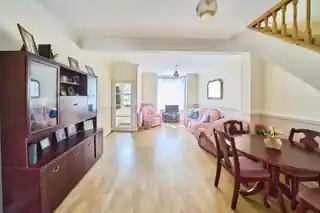 76 Thorpe Road, photo 4