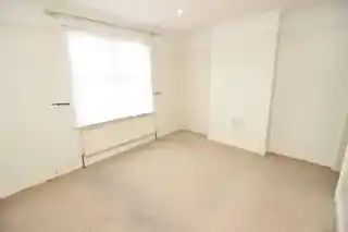 76 Washington Road, photo 2