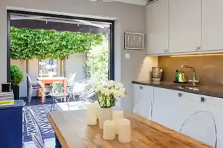 77 Albert Road, photo 2