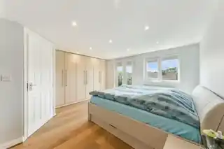 77 Carlton Park Avenue, photo 4