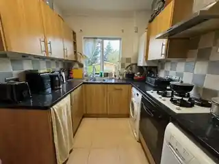 77 Ellesmere Avenue, photo 2