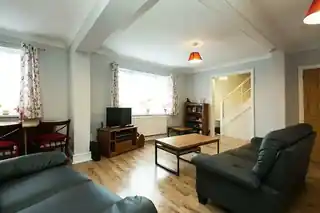 77 Lewis Road, photo 2