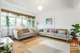 77 Turpins Lane, photo 4
