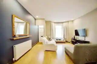 77 Wakefield Street, photo 3