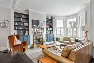 77 Woodside Gardens, photo 4