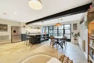 78 Bellot Street, photo 4