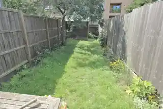 78 Bostall Lane, photo 4