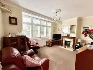 78 Cedarcroft Road, photo 2