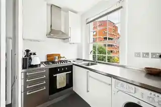 78 Tachbrook Street, photo 3