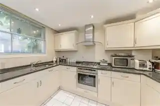 78 Walton Street, photo 3