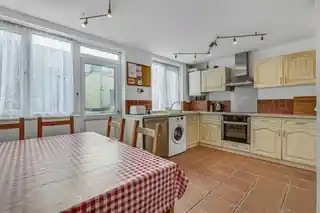 79 Arabella Drive, photo 2