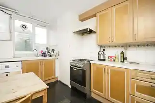 79 Morland Estate, photo 3