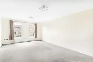 79 Park Crescent, photo 3