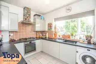 79 Pembroke Road, photo 2