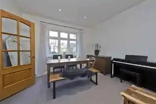 7A King Edwards Road, photo 4