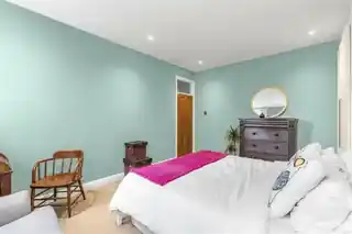 7A Lingards Road, photo 3