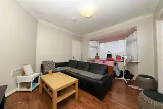 7A Stratford Road, photo 3
