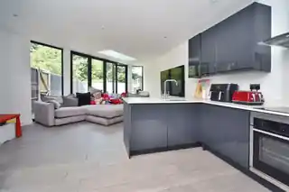 7A Thornhill Road, photo 2