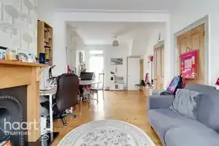 8 Alfred Road, photo 2