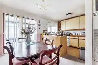 8 Beckett Close, photo 4