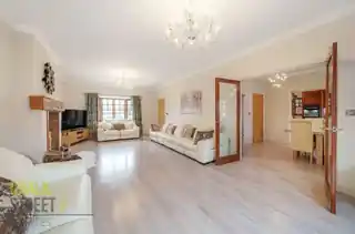 8 Belle Vue Road, photo 2