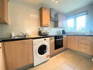 8 Bennett Close, photo 2