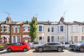 8 Beryl Road, photo 3