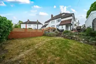 8 Bewlys Road, photo 3