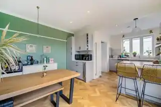 8 Bewlys Road, photo 4